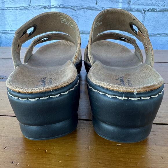 Light Use Clarks Bendables Lexi Laurel Strap Leather Slip On Sandal Size 7.5 Tan - Picture 6 of 12